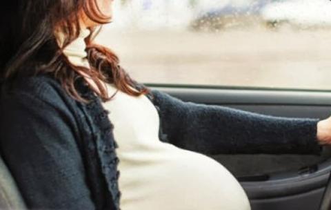 Έγκυος στο τιμόνι: Όλα όσα πρέπει να γνωρίζετε